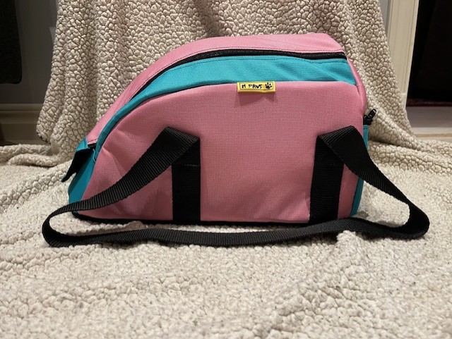 Tyg 1: Puderrosa Tyg 2: Sea